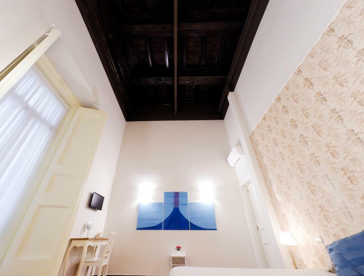Domus Donnaregina Napoli